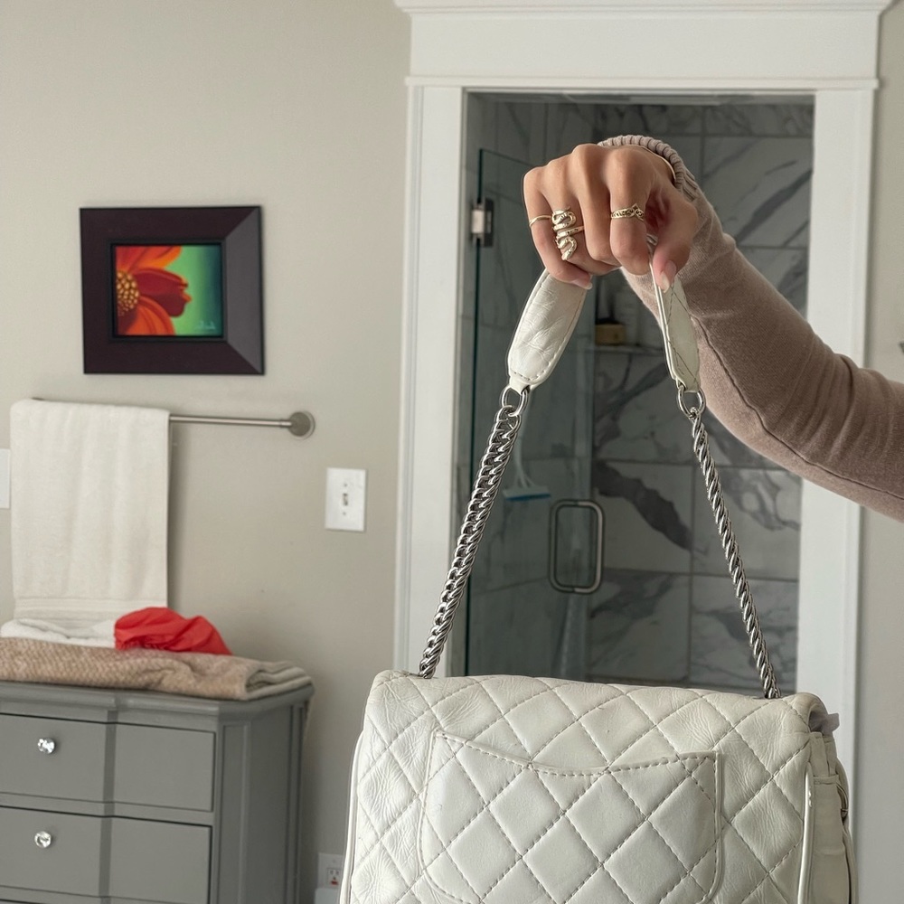 White Chanel Medium Flap Bag - Picture 3 of 16